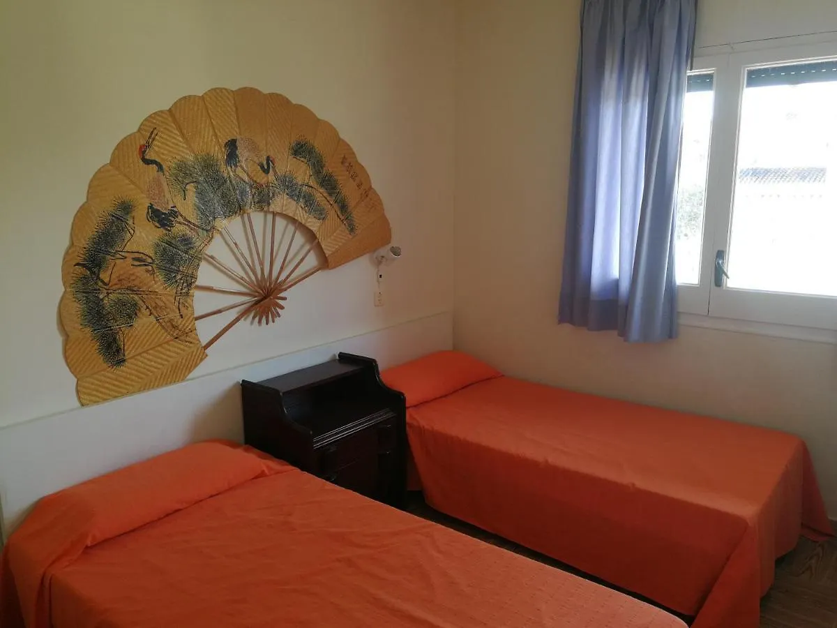 Apartment With Community Pool For 4 People L'Escala