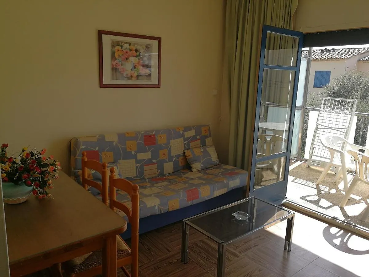 Apartment With Community Pool For 4 People L'Escala Spain