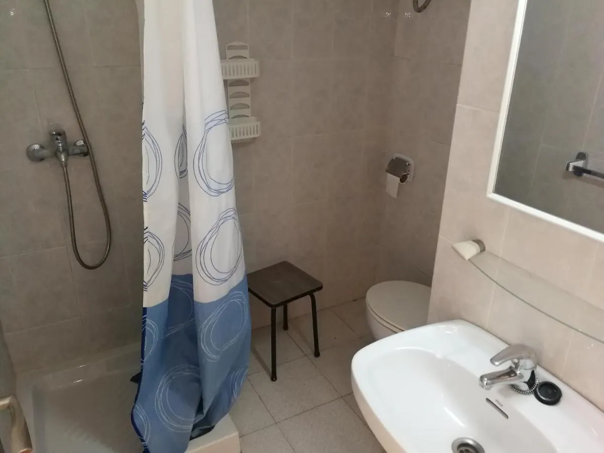 Apartment With Community Pool For 4 People L'Escala