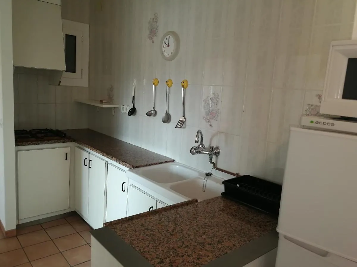 Apartment With Community Pool For 4 People L'Escala 0*,
